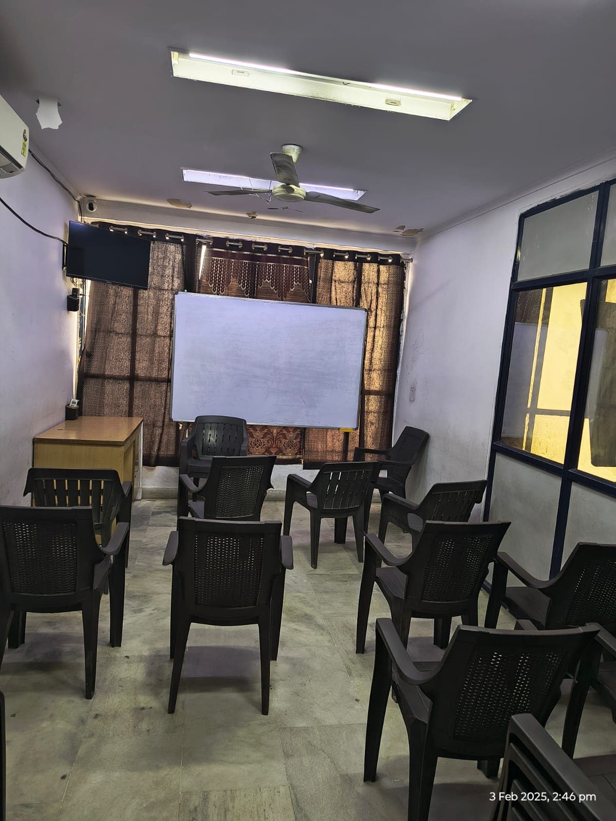 English Engine English Engine photo 5